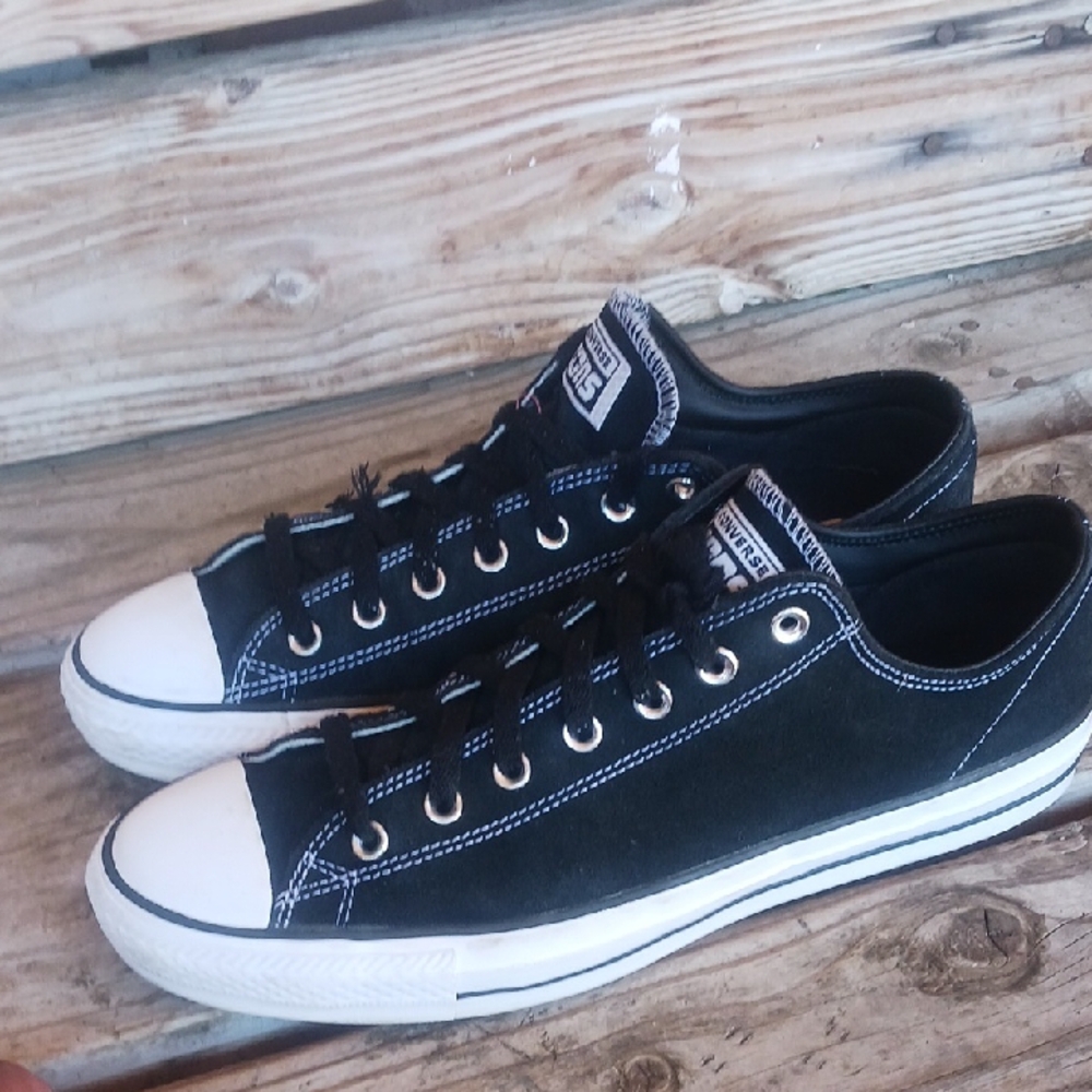 Converse Cons Black and White Canvas Sneakers - Picture 4 of 16